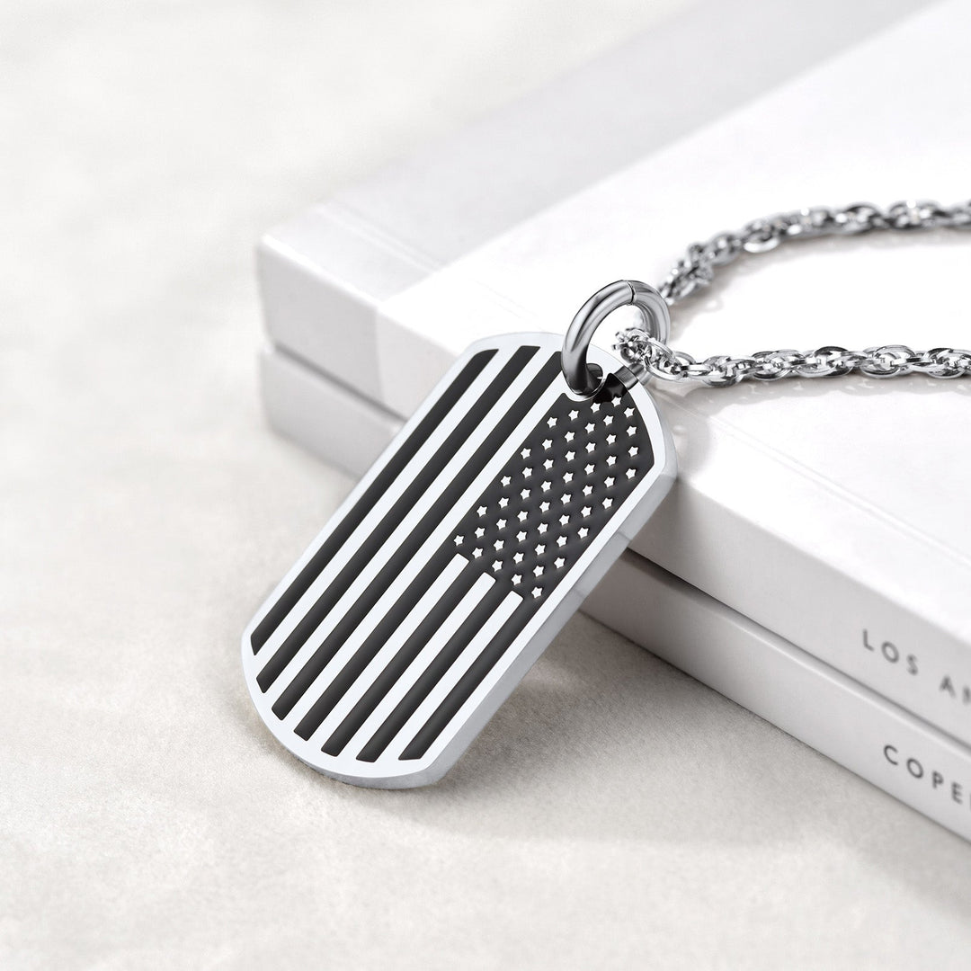Engraved Patriotic American Flag Dog Tag Necklace For Men