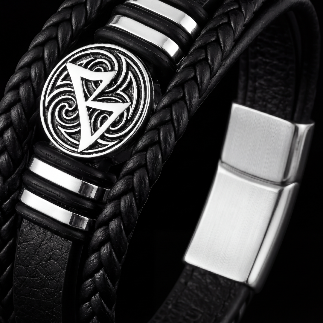 The Raven Knot
