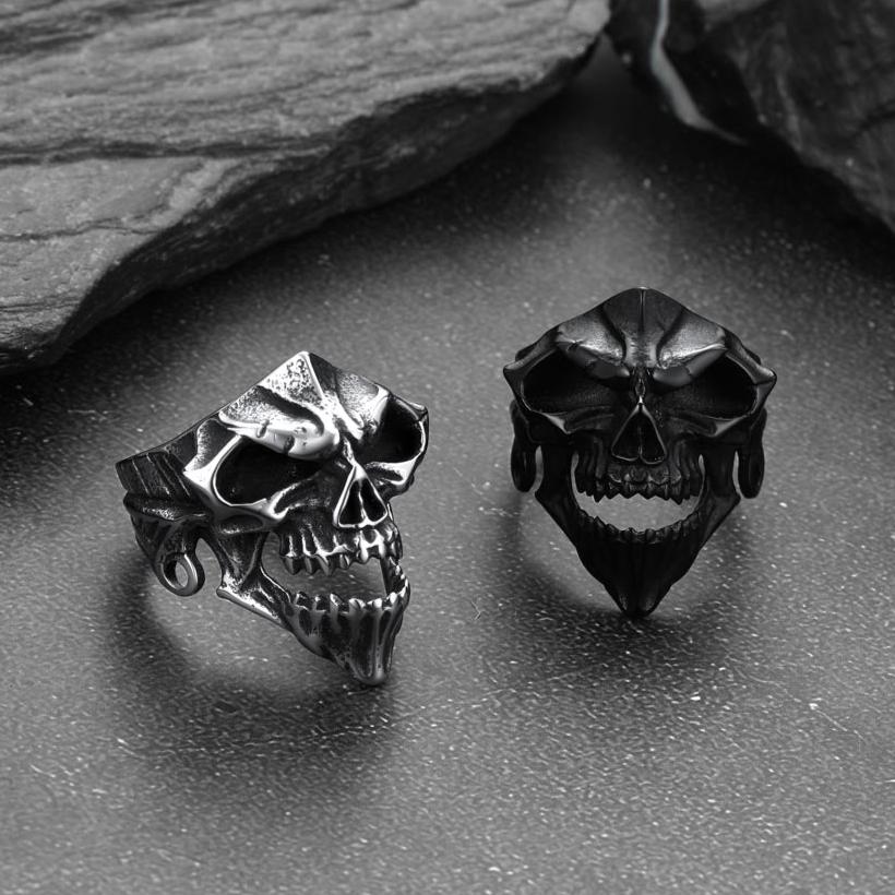 Gothic Skull Biker Rings for Men in Stainless Steel