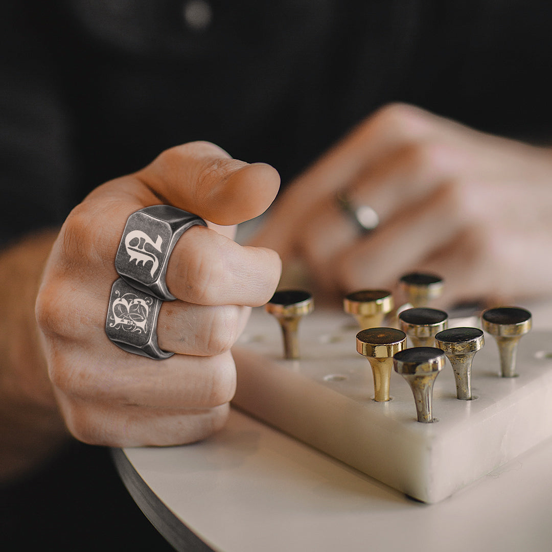 Customized Stainless Steel Signet Ring Gifts for Dad, Son, Men