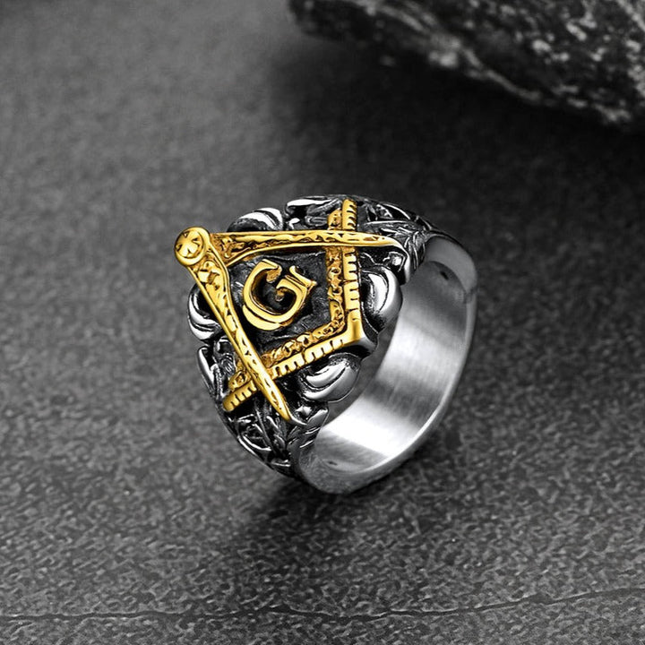 Masonic Freemason Master Engraved Signet Ring for Men