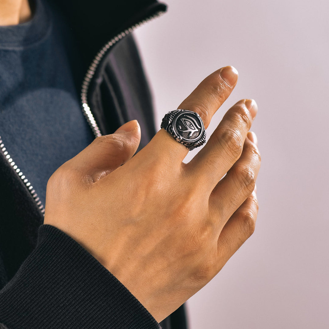 Ancient Egyptian Eye of Ra Signet Ring Jewelry For Men